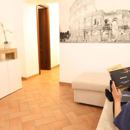 Colosseum 20 Apartment Rome Exterior photo