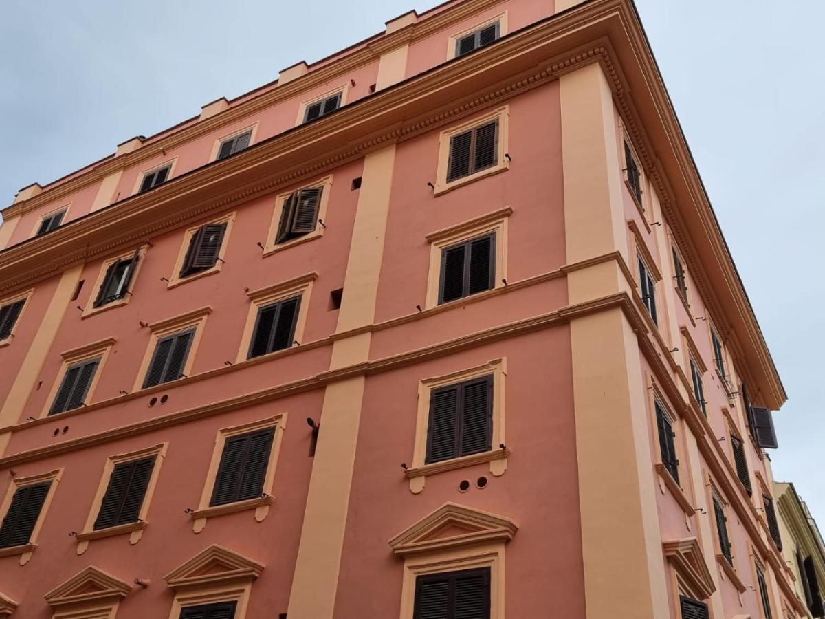 Colosseum 20 Apartment Rome Exterior photo